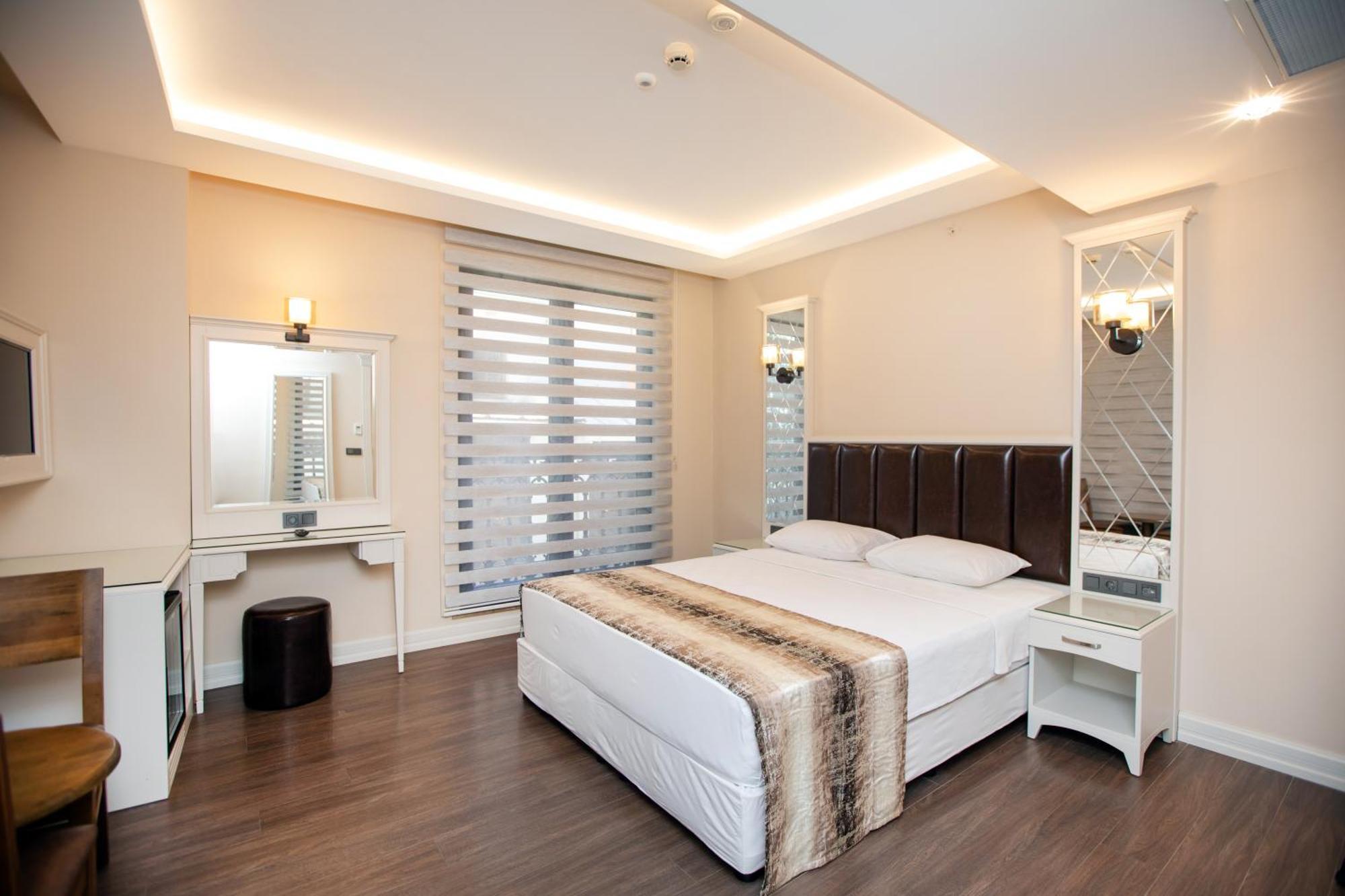 Prag Hotel Istanbul Eksteriør bilde
